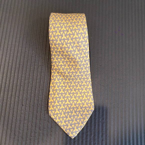 Hermes Paris Mens Tie Geometric Pattern Silk Yellow 7453 HA - Picture 2 of 5